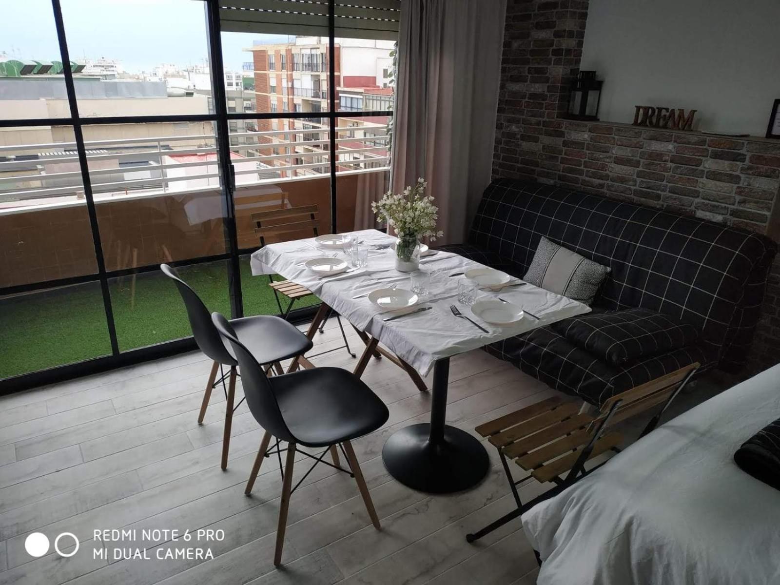Estudiotel 95 Centro Alicante Kültér fotó